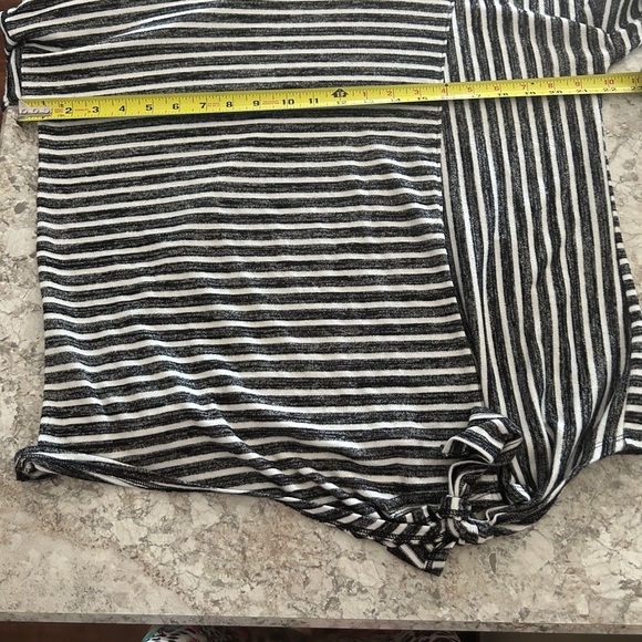 a.n.a crew neck long sleeve striped side tie tunic top size small - Picture 8 of 9